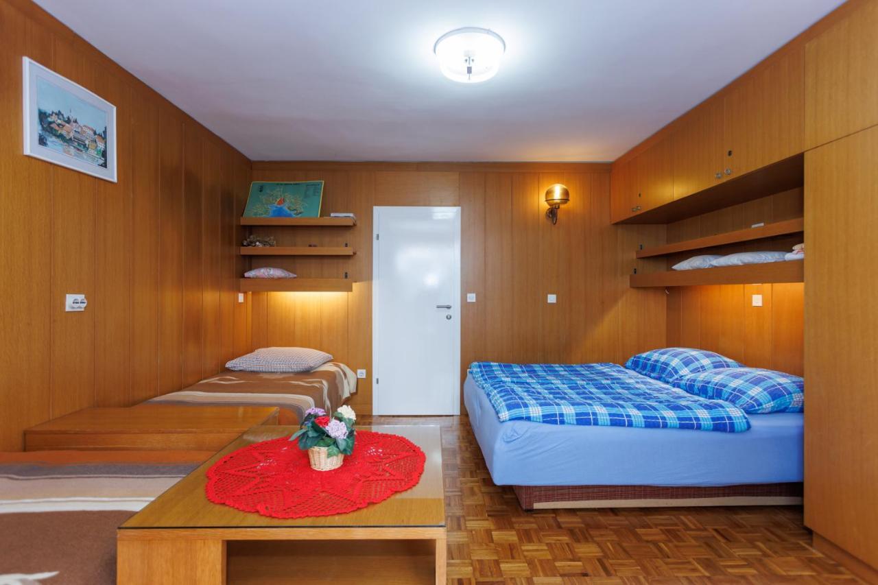 קרק Apartments Pika מראה חיצוני תמונה