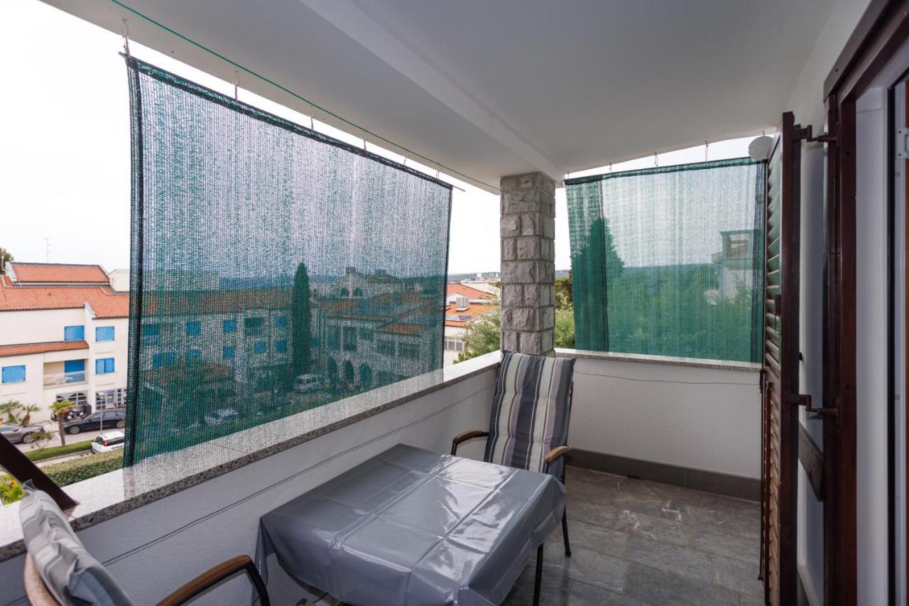 קרק Apartments Pika מראה חיצוני תמונה