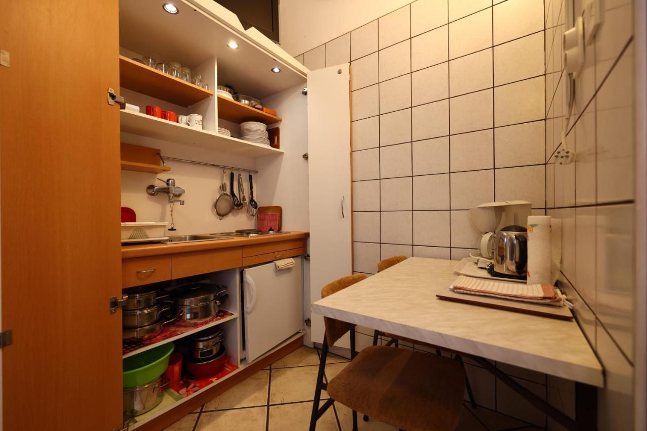 קרק Apartments Pika מראה חיצוני תמונה